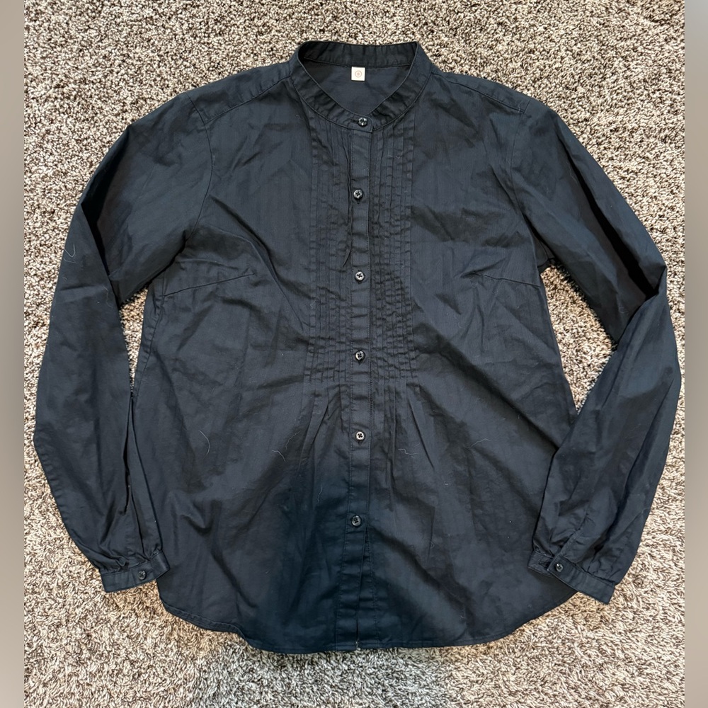 Uniqlo button up - like new - size small